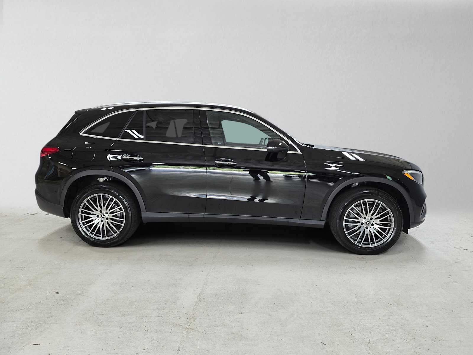 2027 Mercedes-Benz GLC 300 4MATIC® SUV