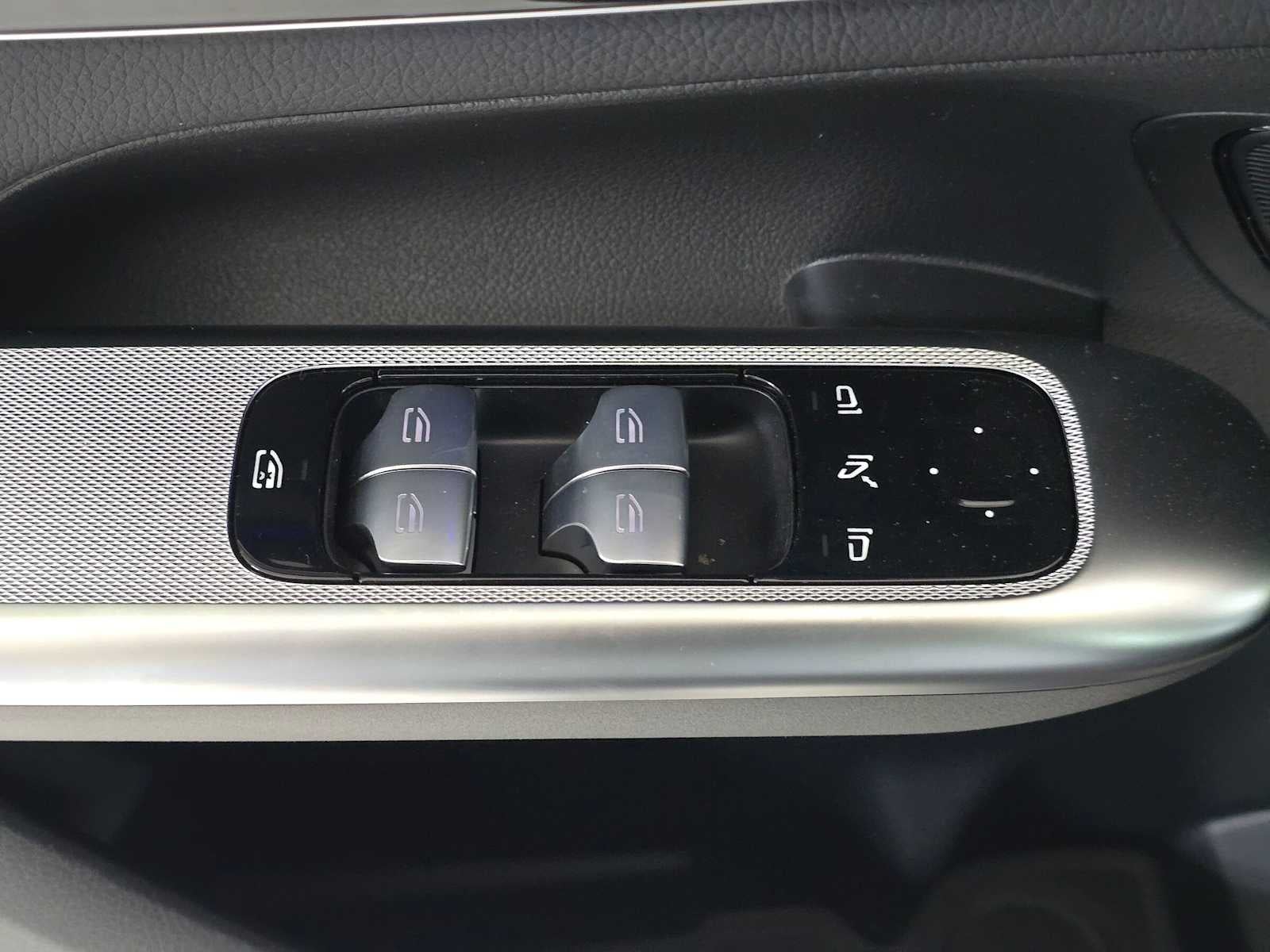 2027 Mercedes-Benz GLC 300 4MATIC® SUV