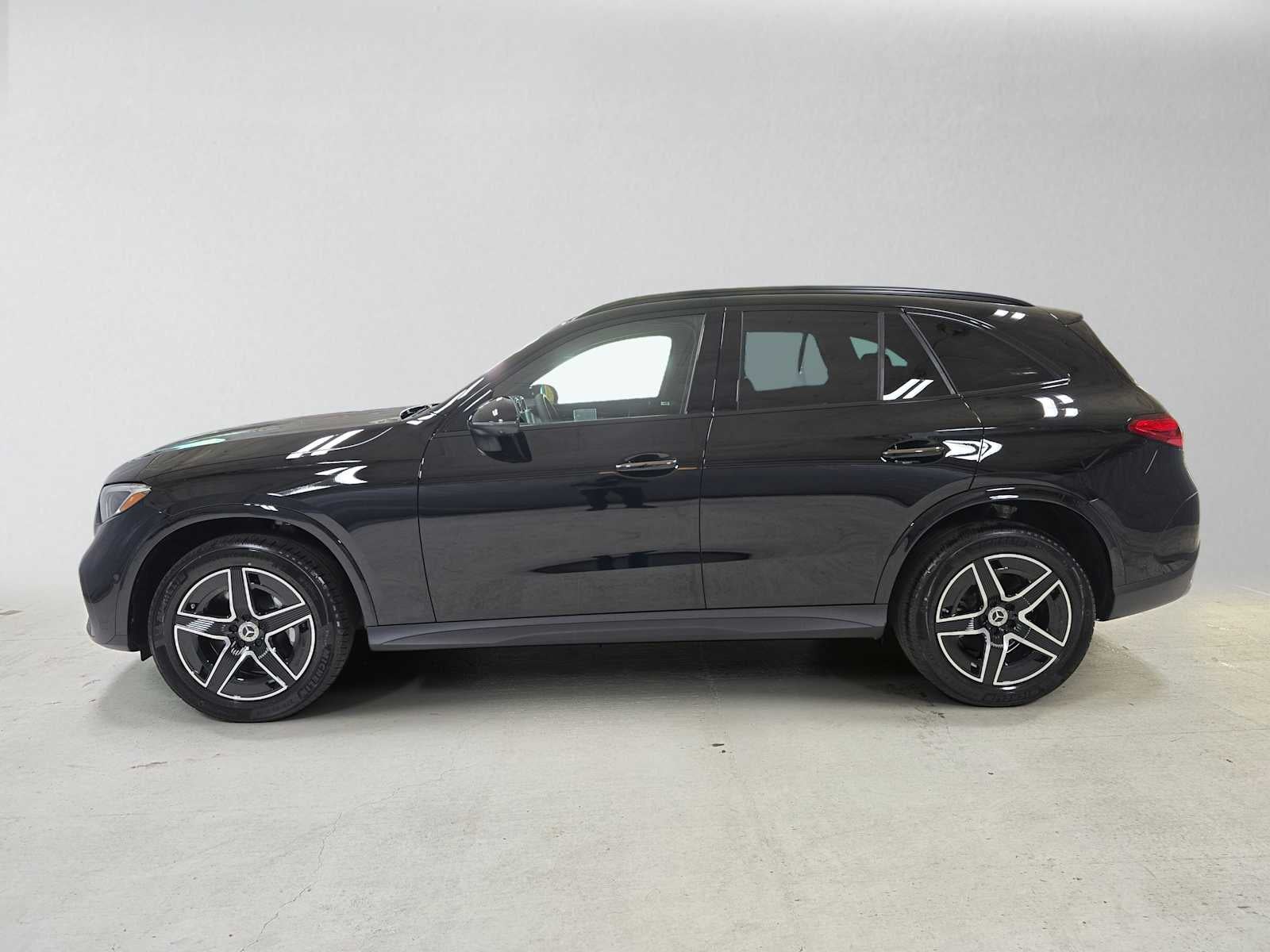 2027 Mercedes-Benz GLC 300 4MATIC® SUV