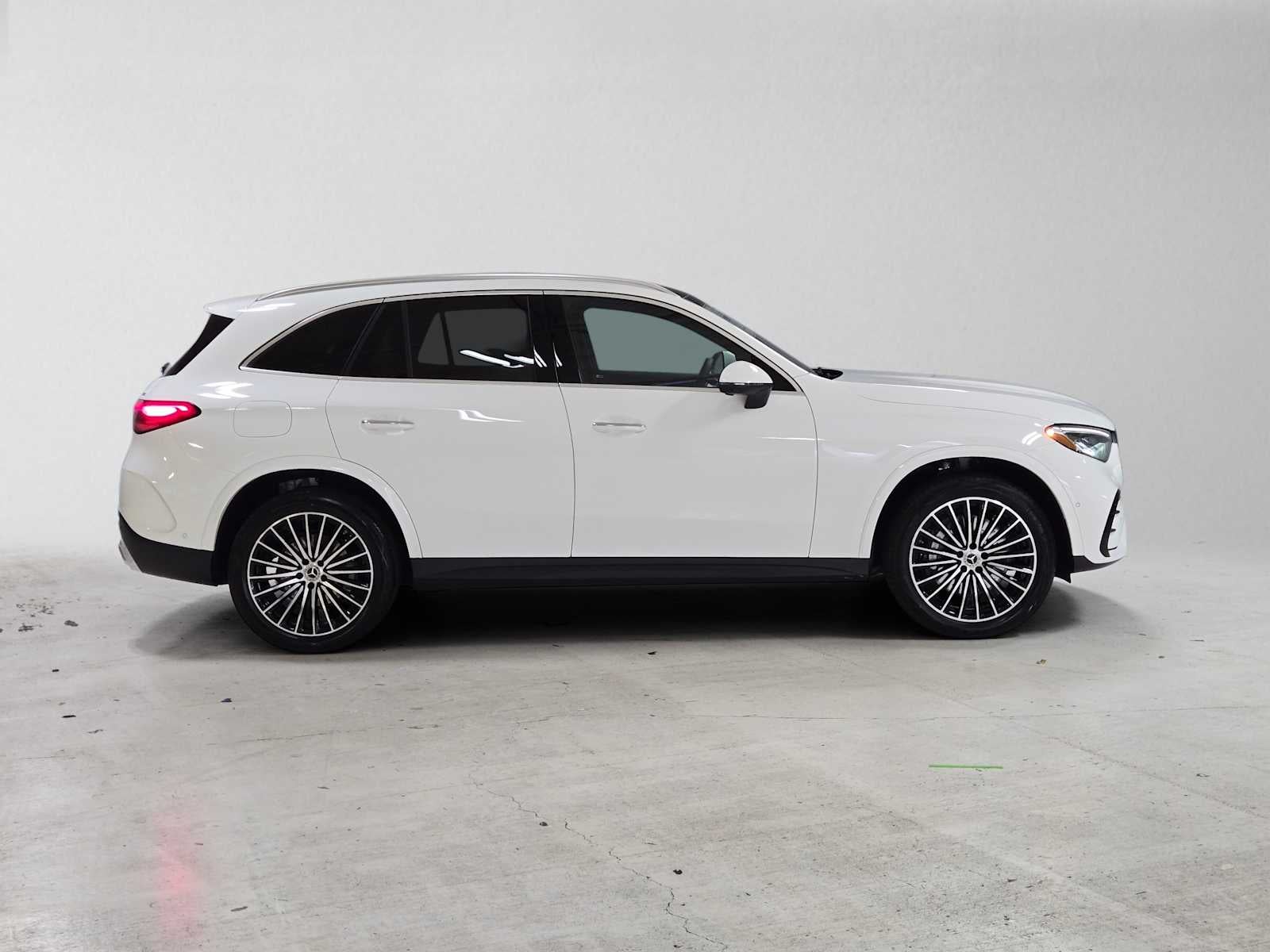 2027 Mercedes-Benz GLC 300 4MATIC® SUV