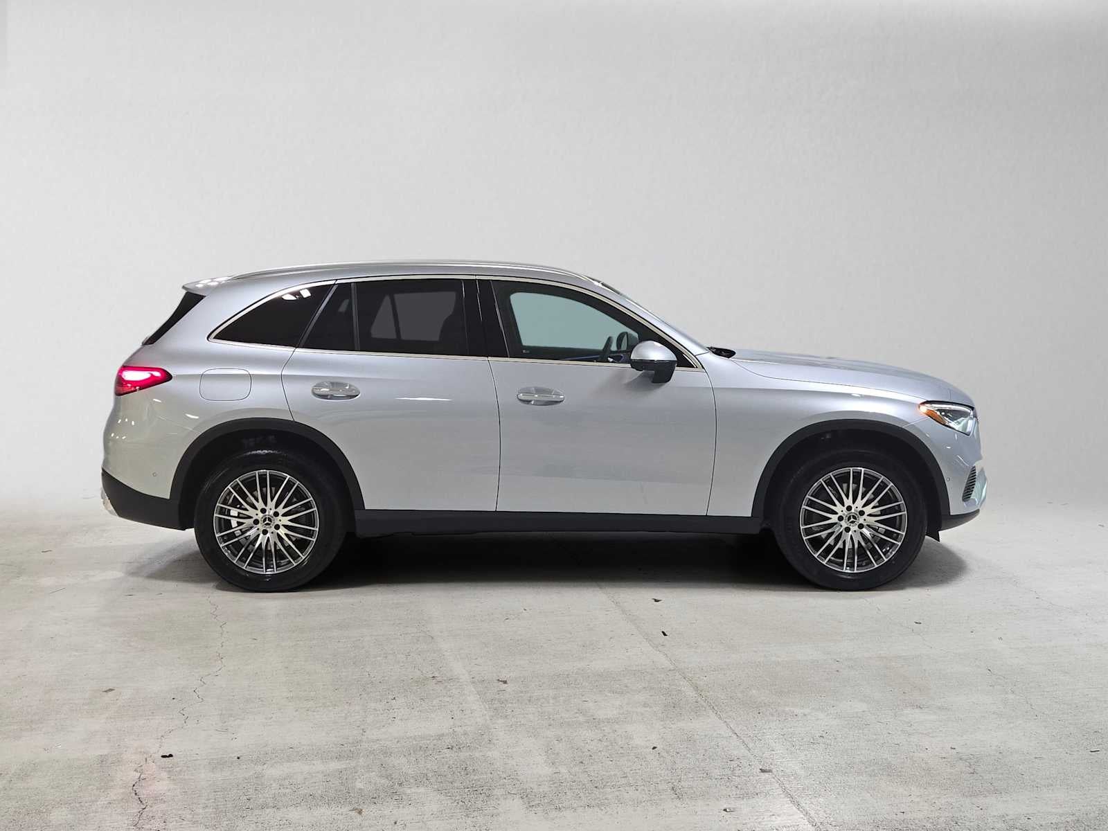 2027 Mercedes-Benz GLC 300 4MATIC® SUV