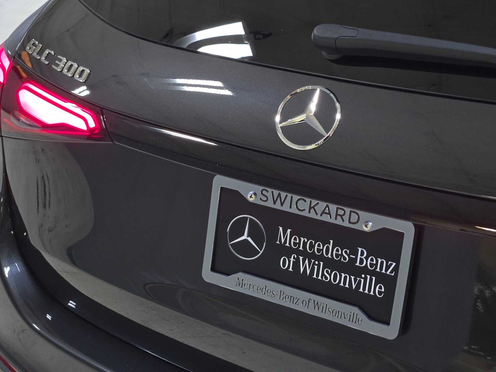 2025 Mercedes-Benz GLC 300 4MATIC® SUV