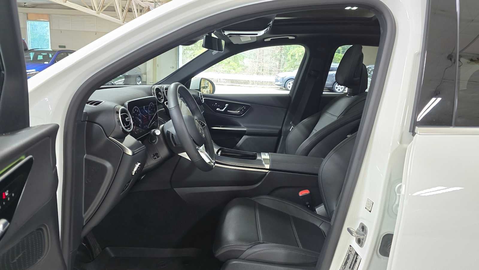 2025 Mercedes-Benz GLC GLC 300