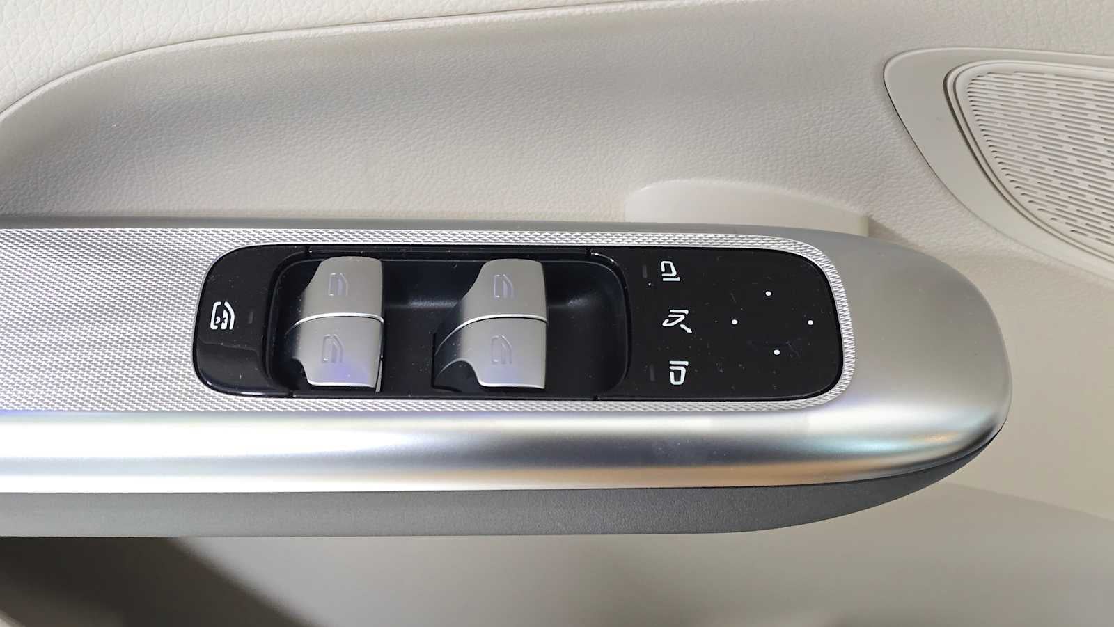 2026 Mercedes-Benz GLC 300 GLC 300