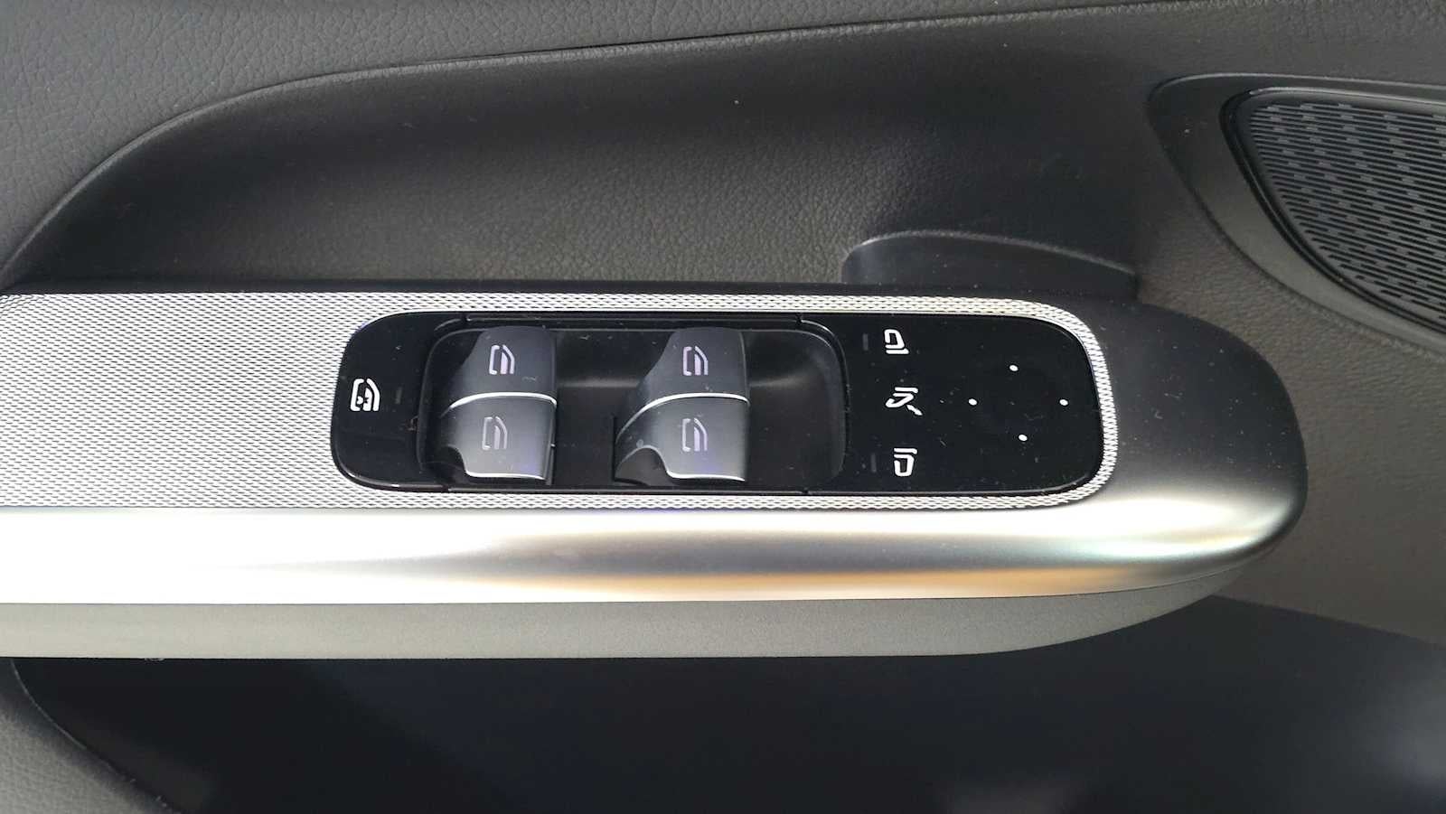 2026 Mercedes-Benz GLC 300 GLC 300