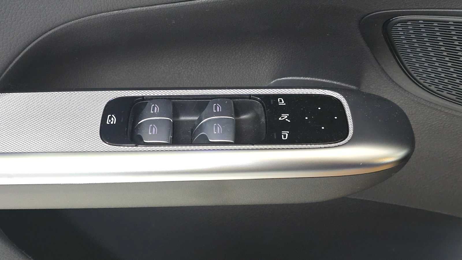 2026 Mercedes-Benz GLC 300 GLC 300