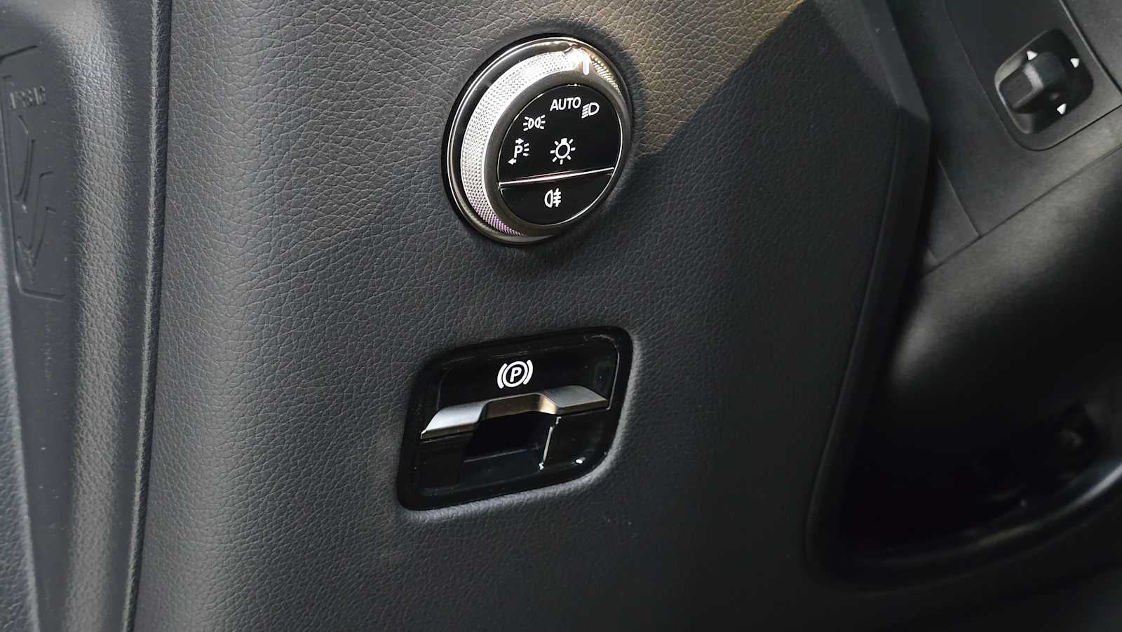 2026 Mercedes-Benz GLC 300 GLC 300