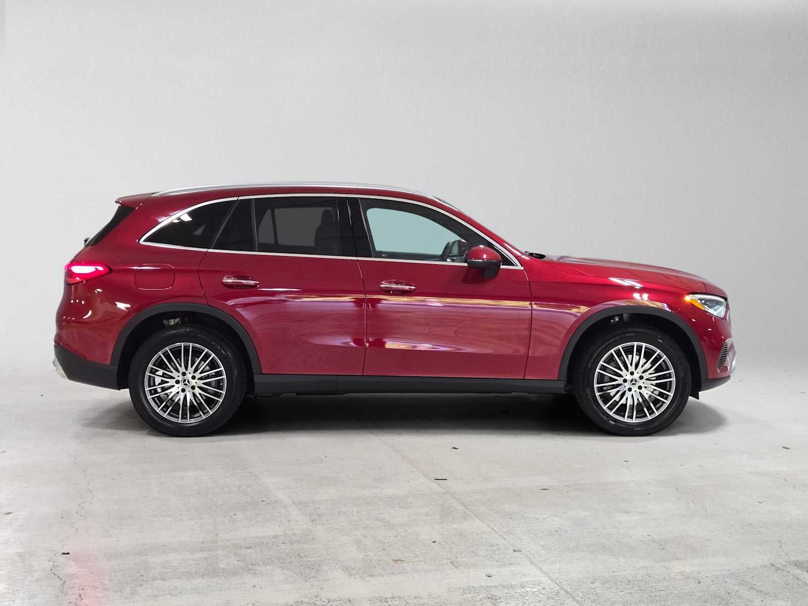 2027 Mercedes-Benz GLC 300 4MATIC® SUV