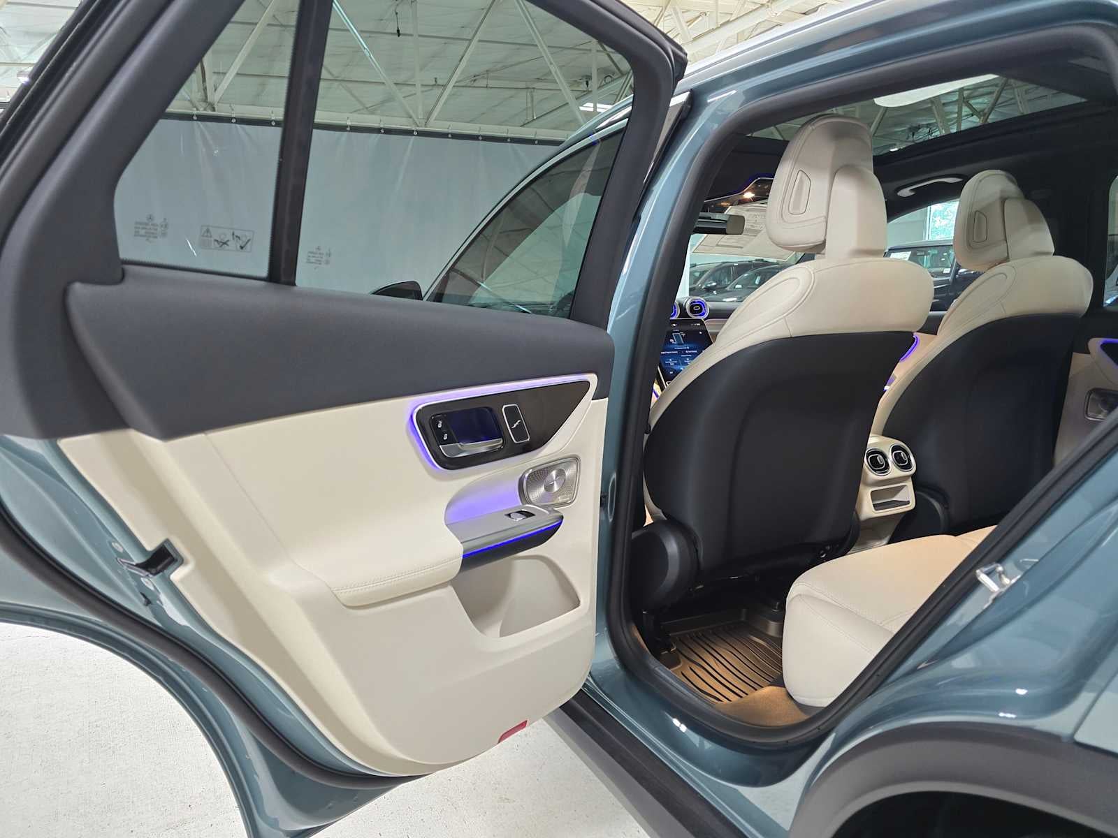 2027 Mercedes-Benz GLC 350e 4MATIC® SUV