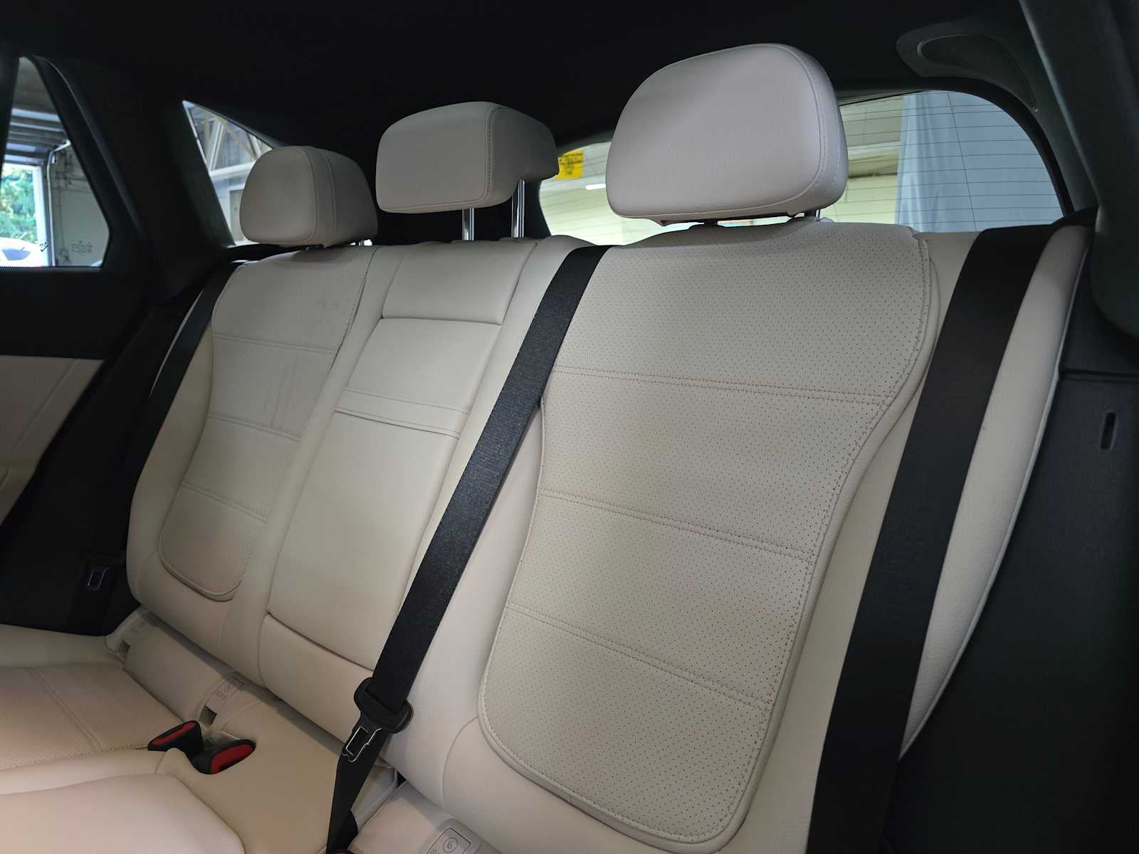 2027 Mercedes-Benz GLC 350e 4MATIC® SUV