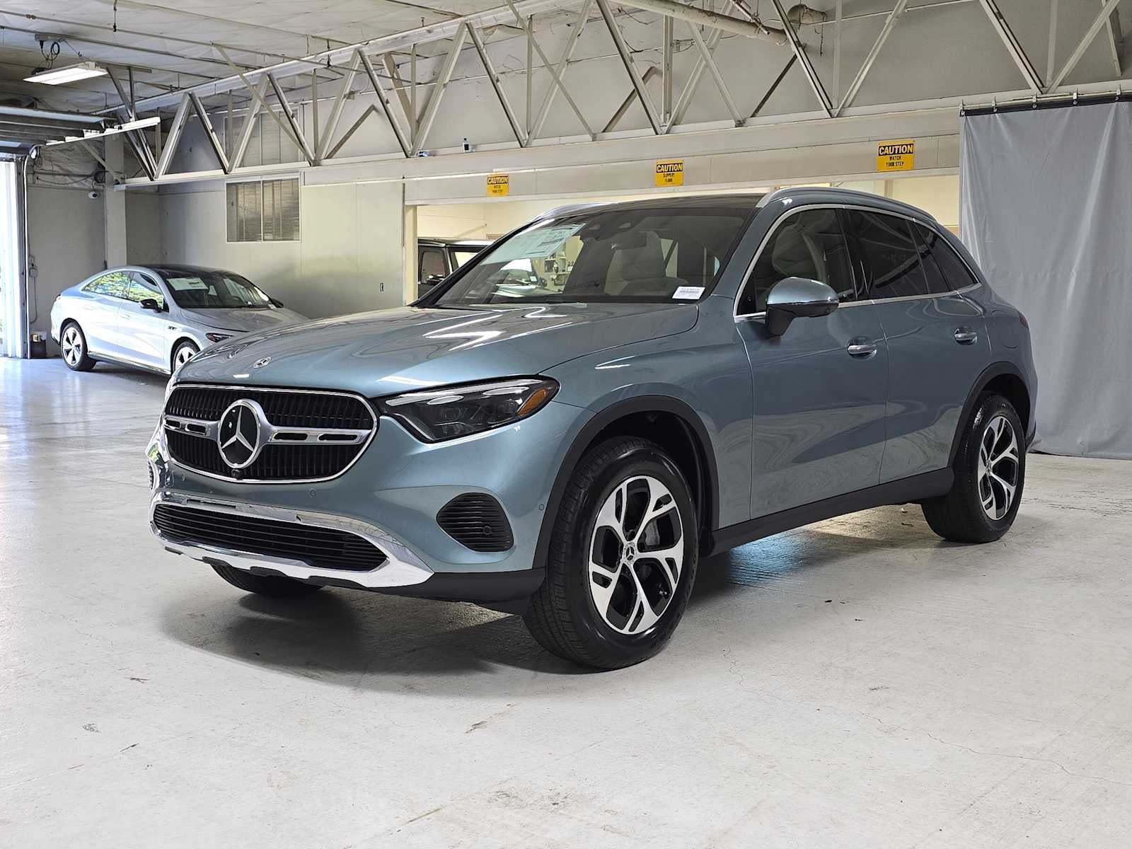 2027 Mercedes-Benz GLC 350e 4MATIC® SUV