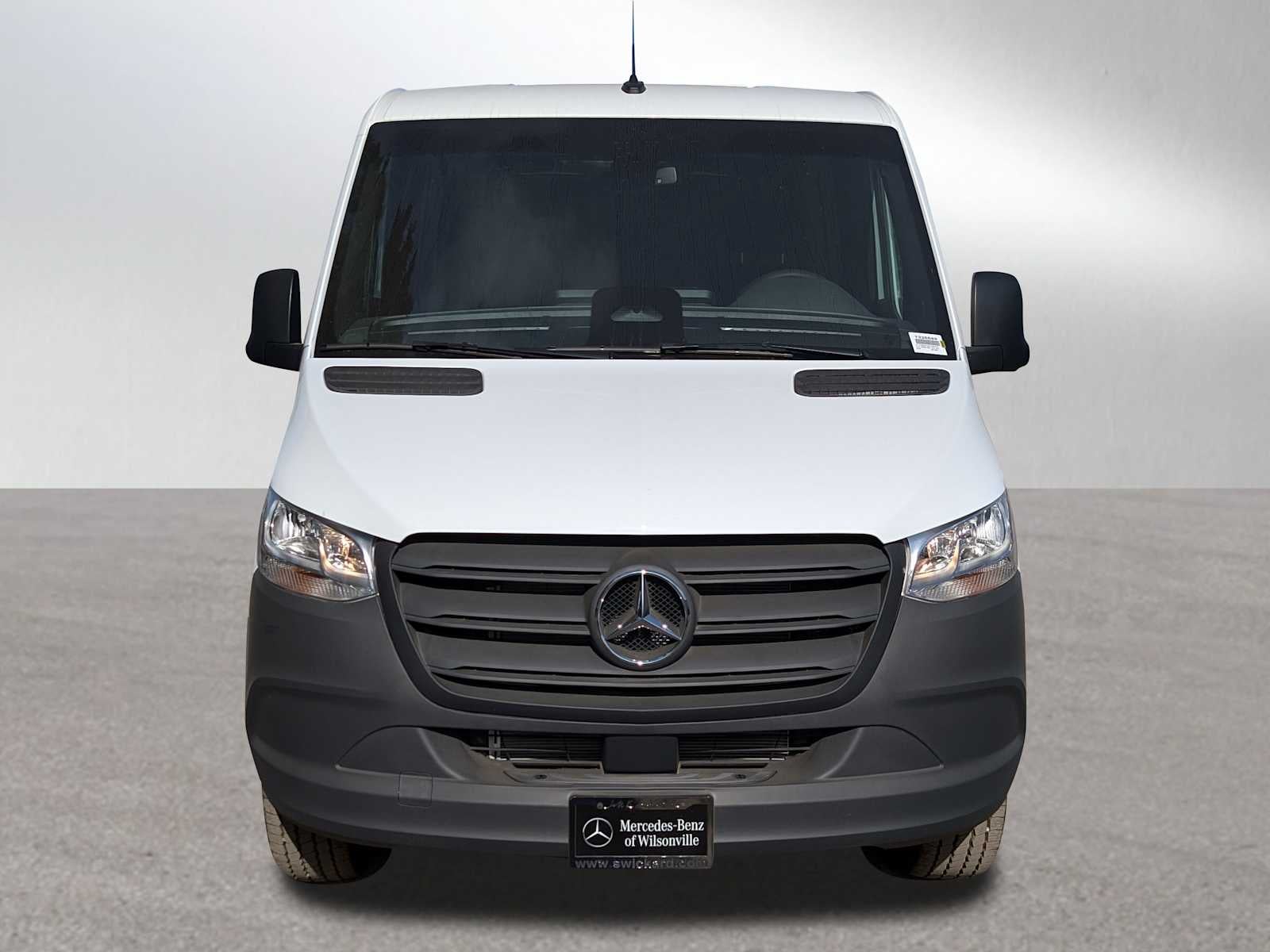 2025 Mercedes-Benz Sprinter 2500 Standard Roof I4 Diesel 144" RWD