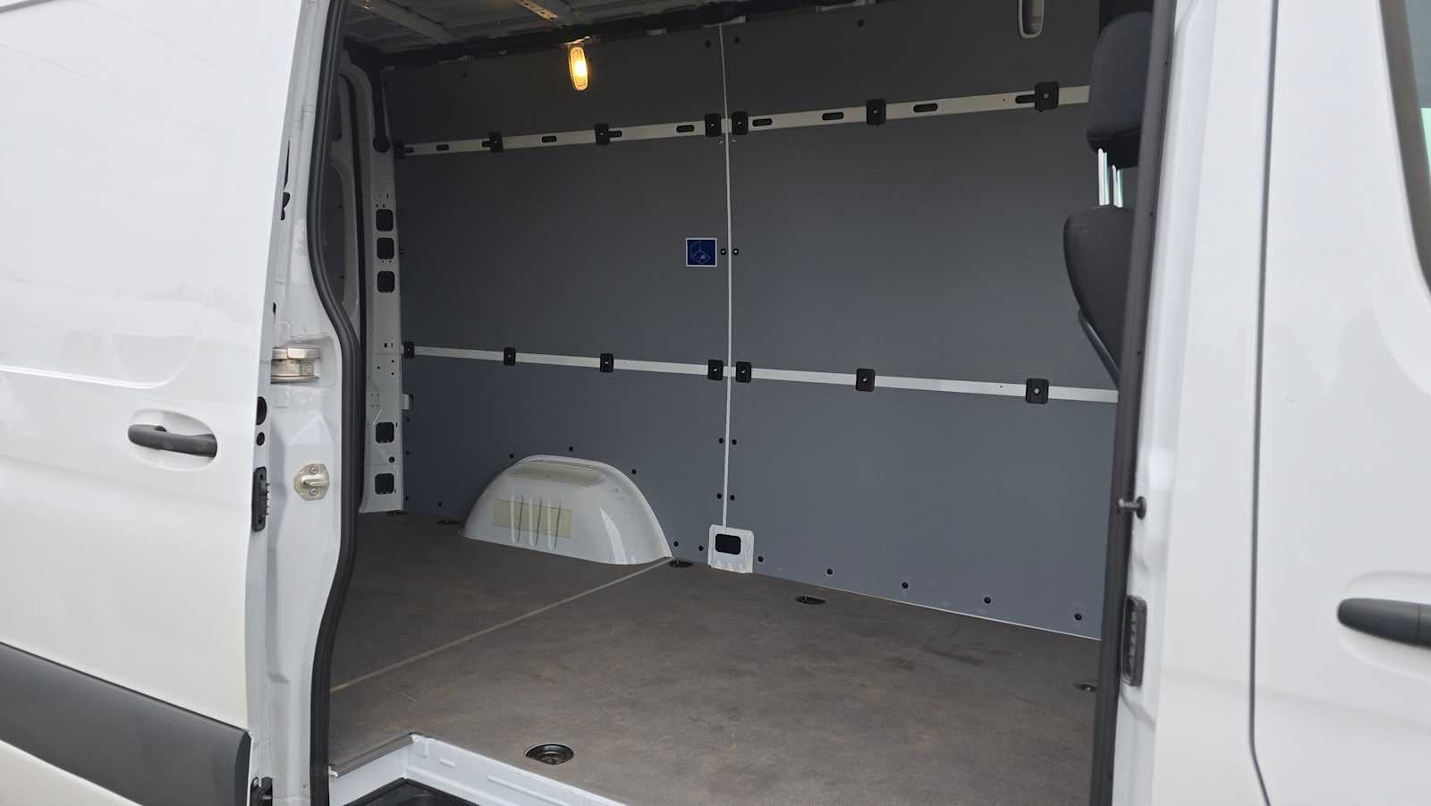 2025 Mercedes-Benz Sprinter 2500 Standard Roof I4 Diesel 144" RWD