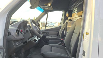 2025 Mercedes-Benz Sprinter 2500 Standard Roof I4 Diesel 144" RWD