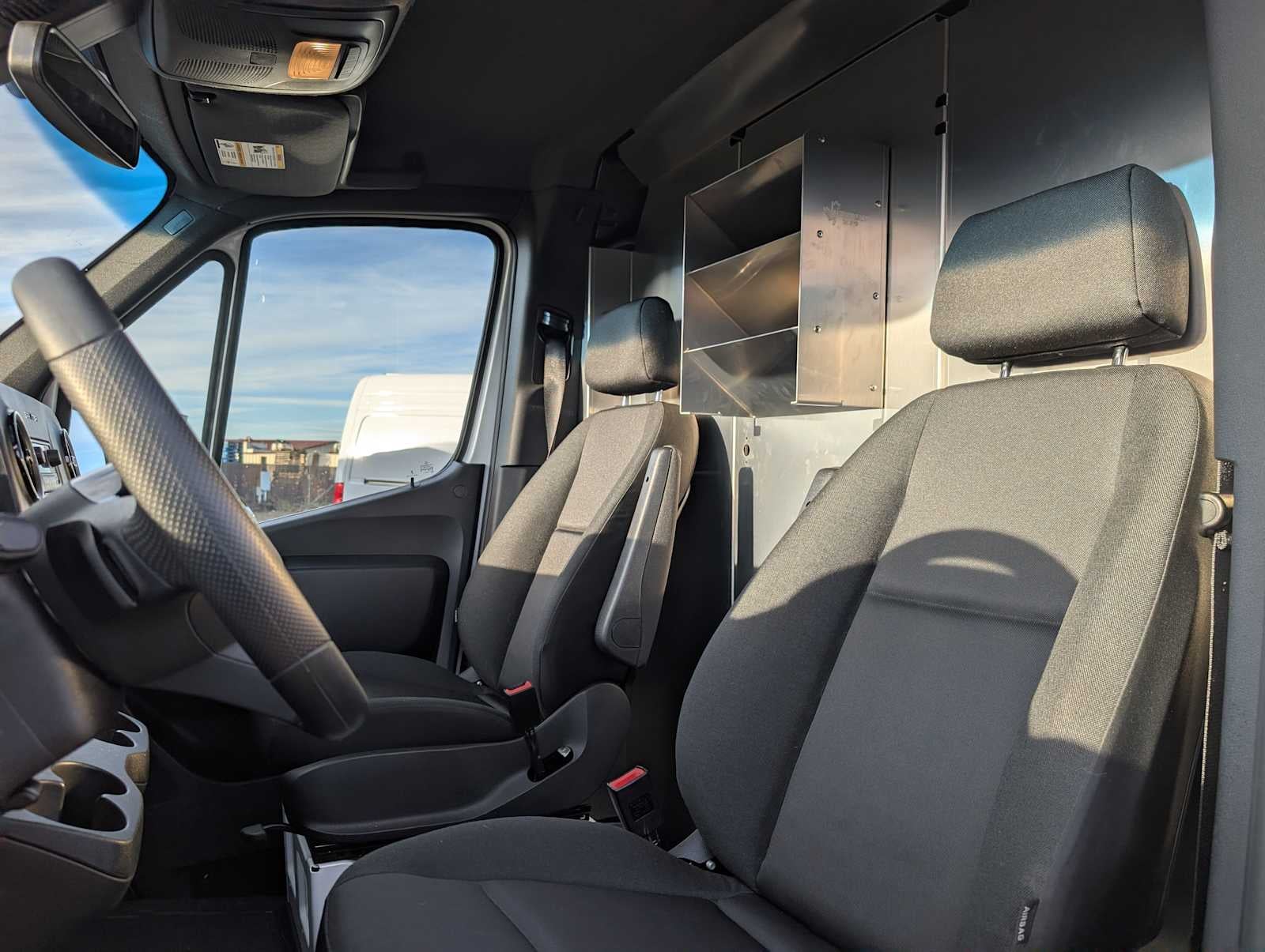 2025 Mercedes-Benz Sprinter 2500 Standard Roof I4 Diesel 144" RWD