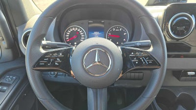 2025 Mercedes-Benz Sprinter 2500 Standard Roof I4 Diesel 144" RWD