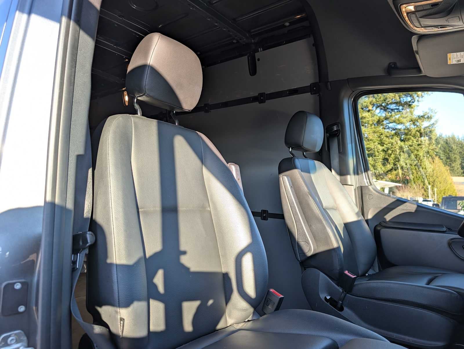 2022 Mercedes-Benz Sprinter 3500XD High Roof V6 170" Extended 4WD