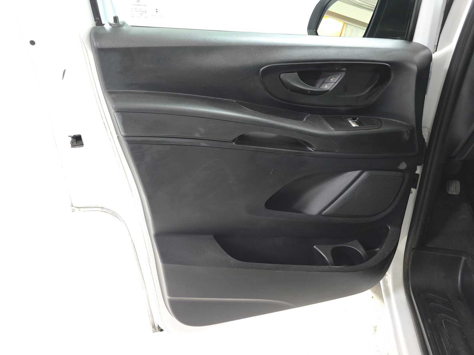 2022 Mercedes-Benz Metris Cargo Van Standard Roof 135 Wheelbase