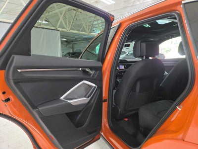 2023 Audi Q3 S line Premium