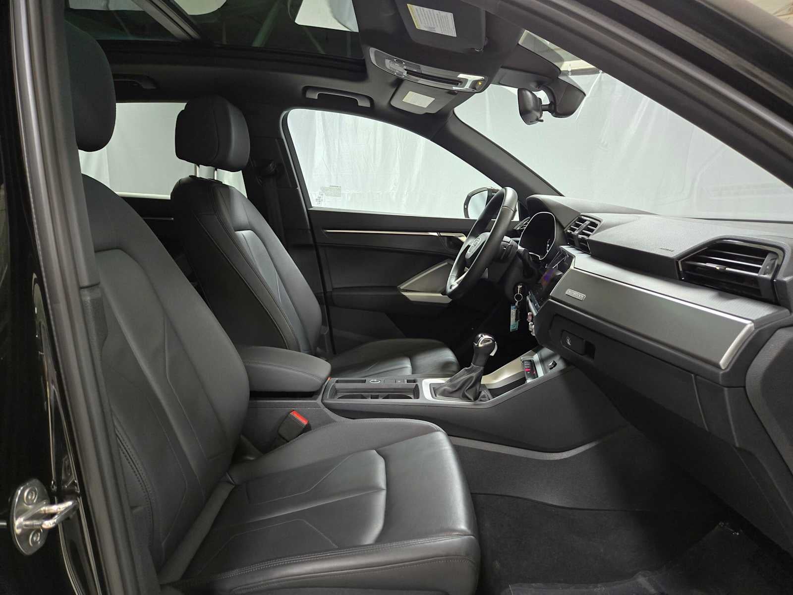 2025 Audi Q3 S line Premium