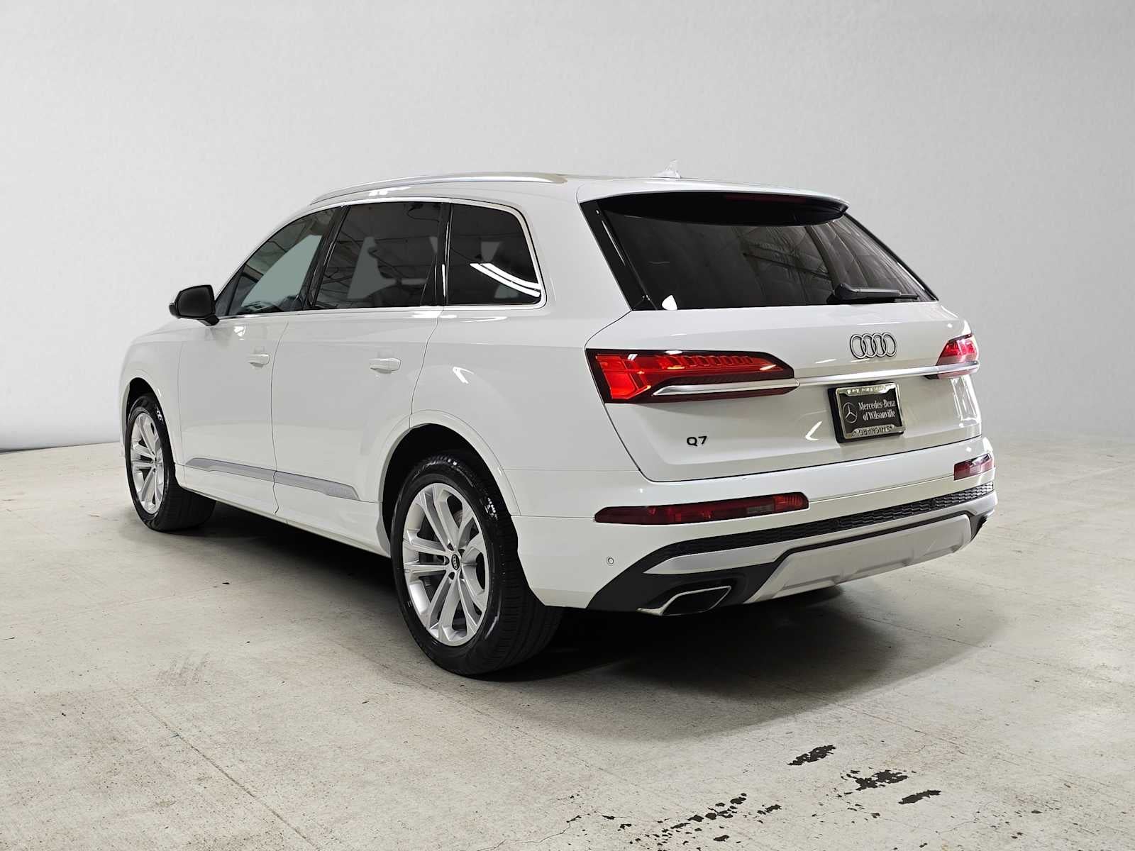 2025 Audi Q7 Premium Plus