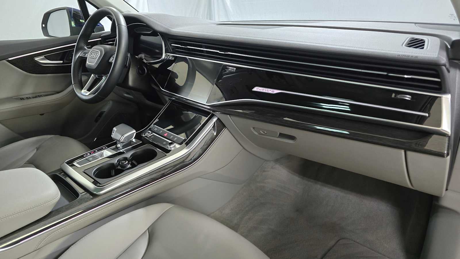 2024 Audi Q7 Premium Plus