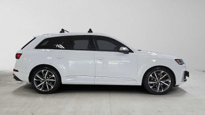 2022 Audi SQ7 Prestige