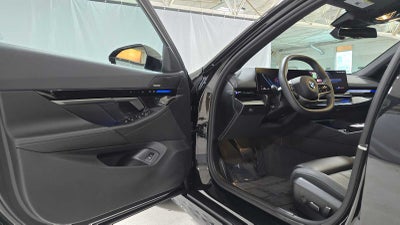 2025 BMW 530i xDrive 530i xDrive