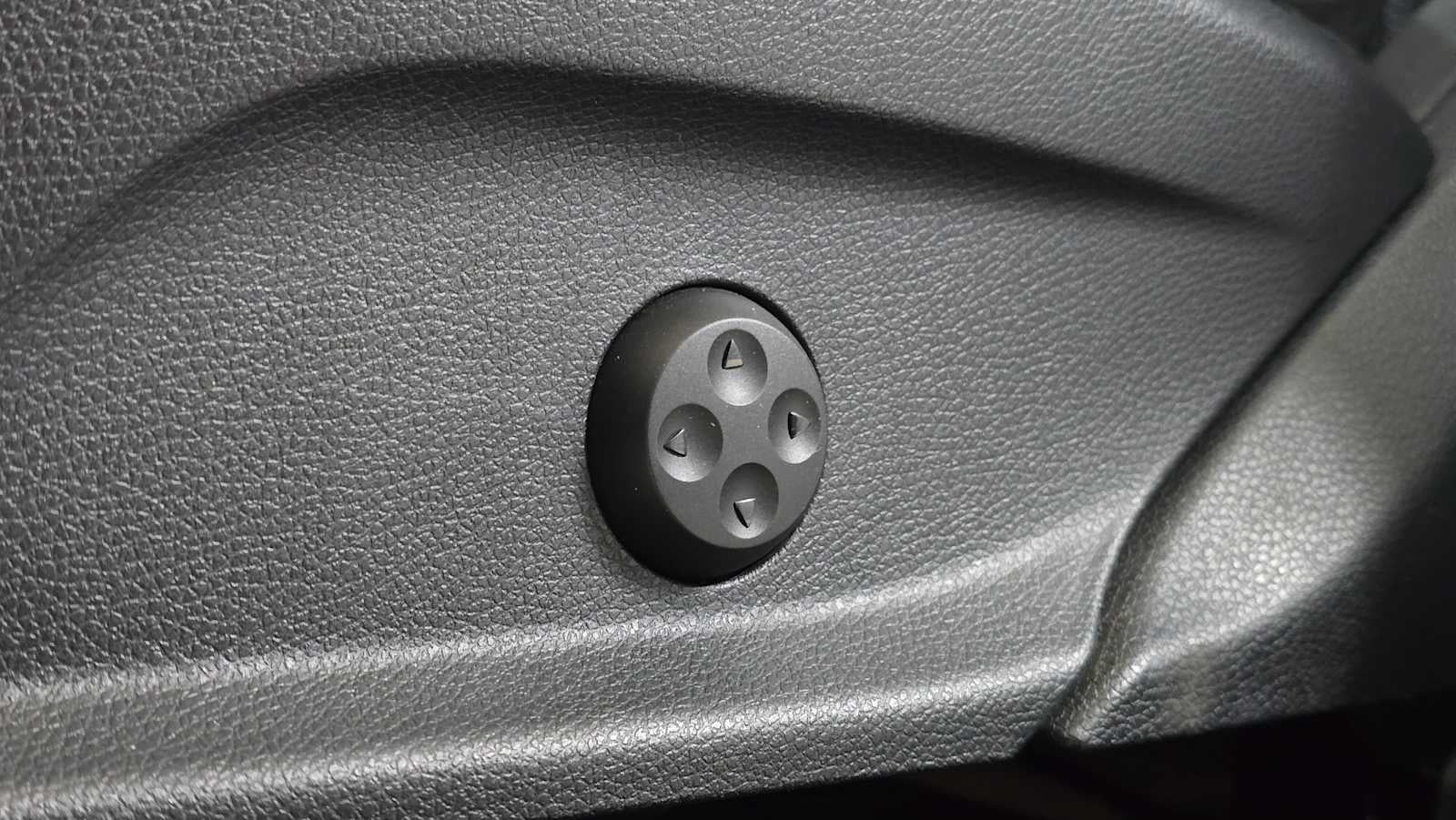 2016 Mercedes-Benz GLC 300 4MATIC® 4dr