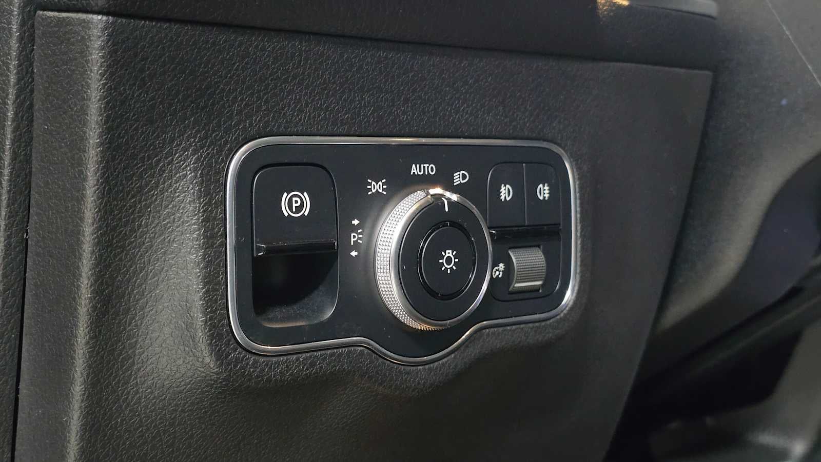 2020 Mercedes-Benz GLB 250 4MATIC® SUV