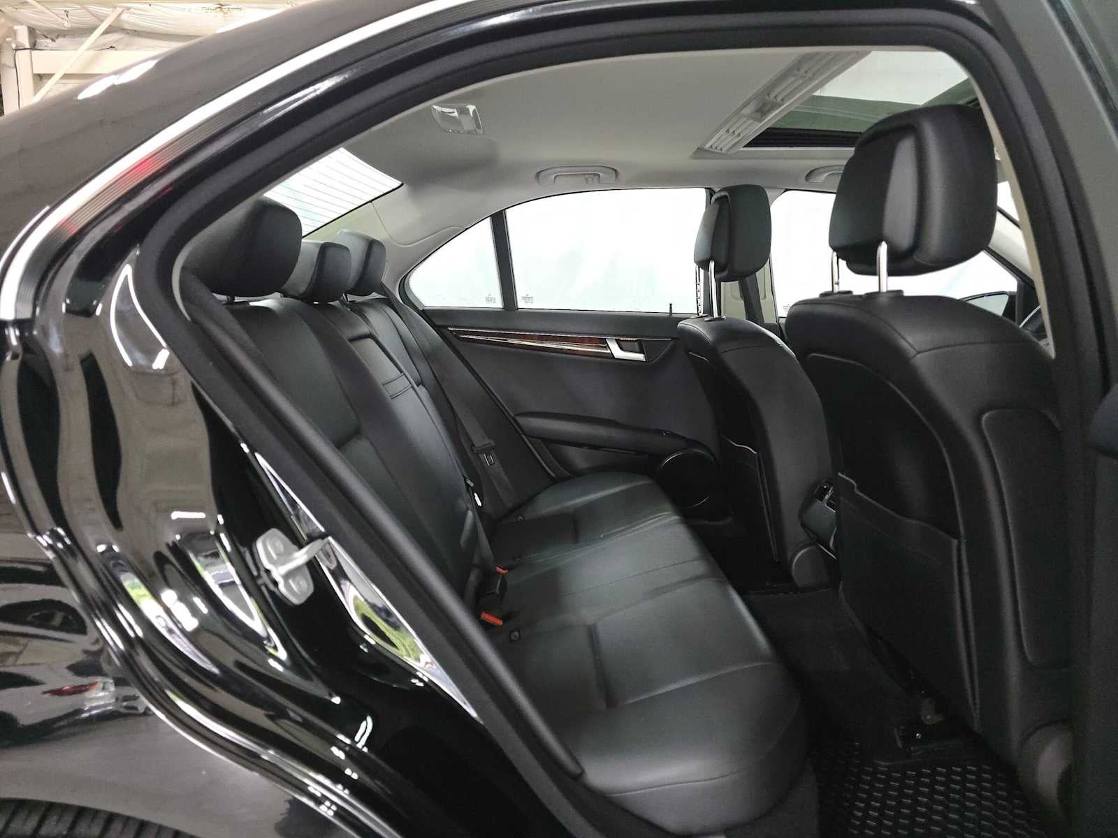 2013 Mercedes-Benz C 300 4dr Sdn 4MATIC®