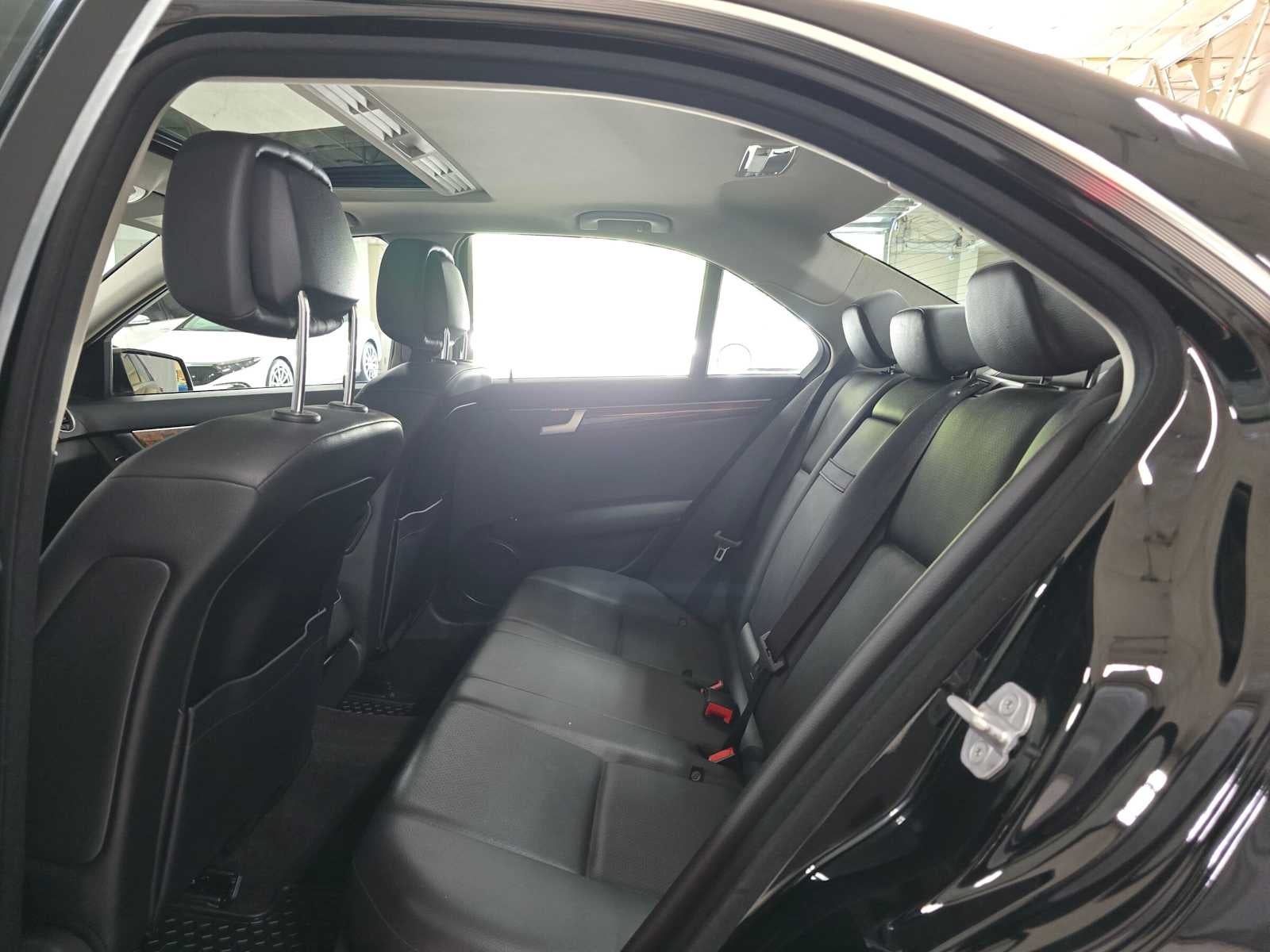 2013 Mercedes-Benz C 300 4dr Sdn 4MATIC®