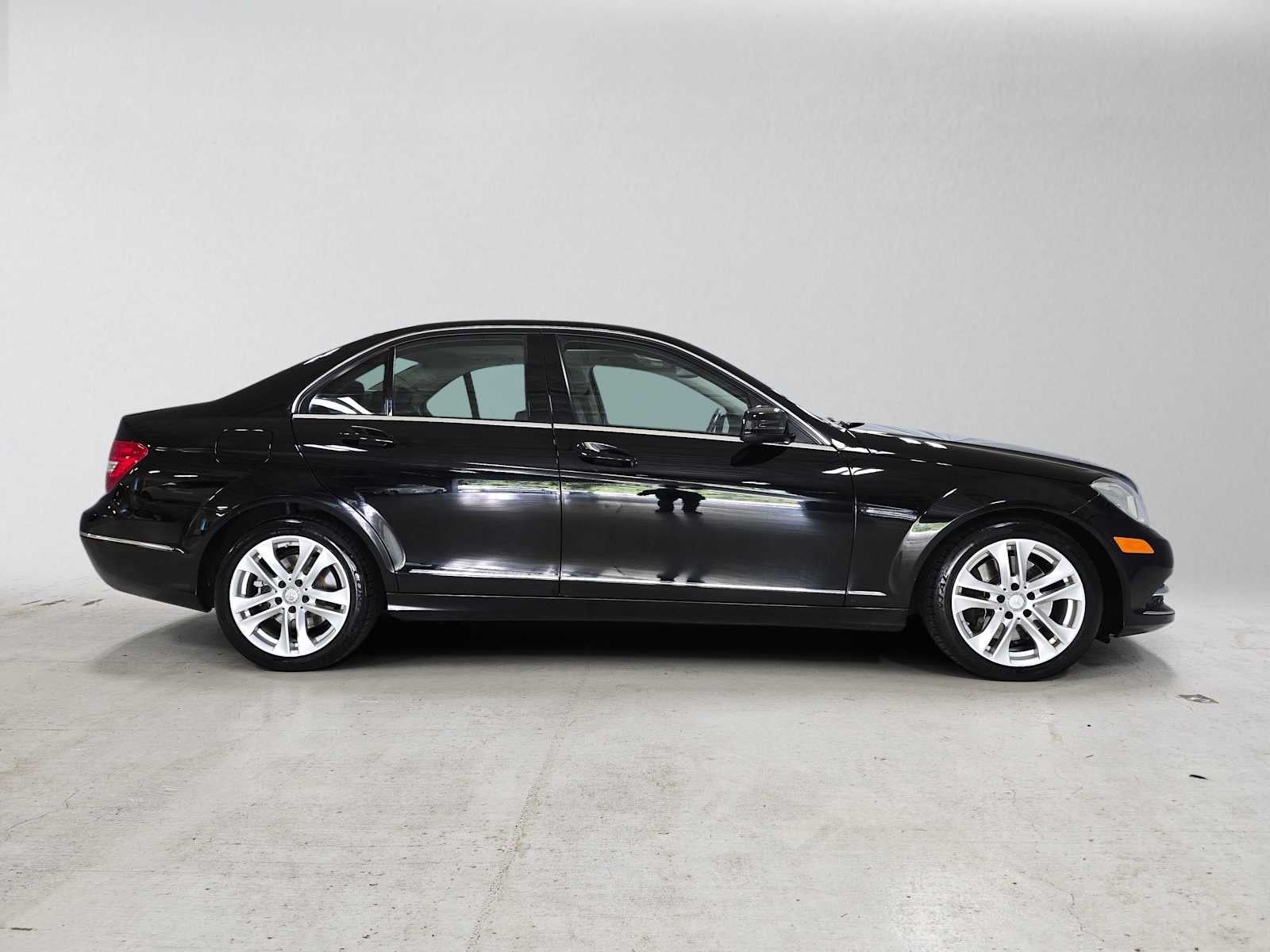 2013 Mercedes-Benz C 300 4dr Sdn 4MATIC®