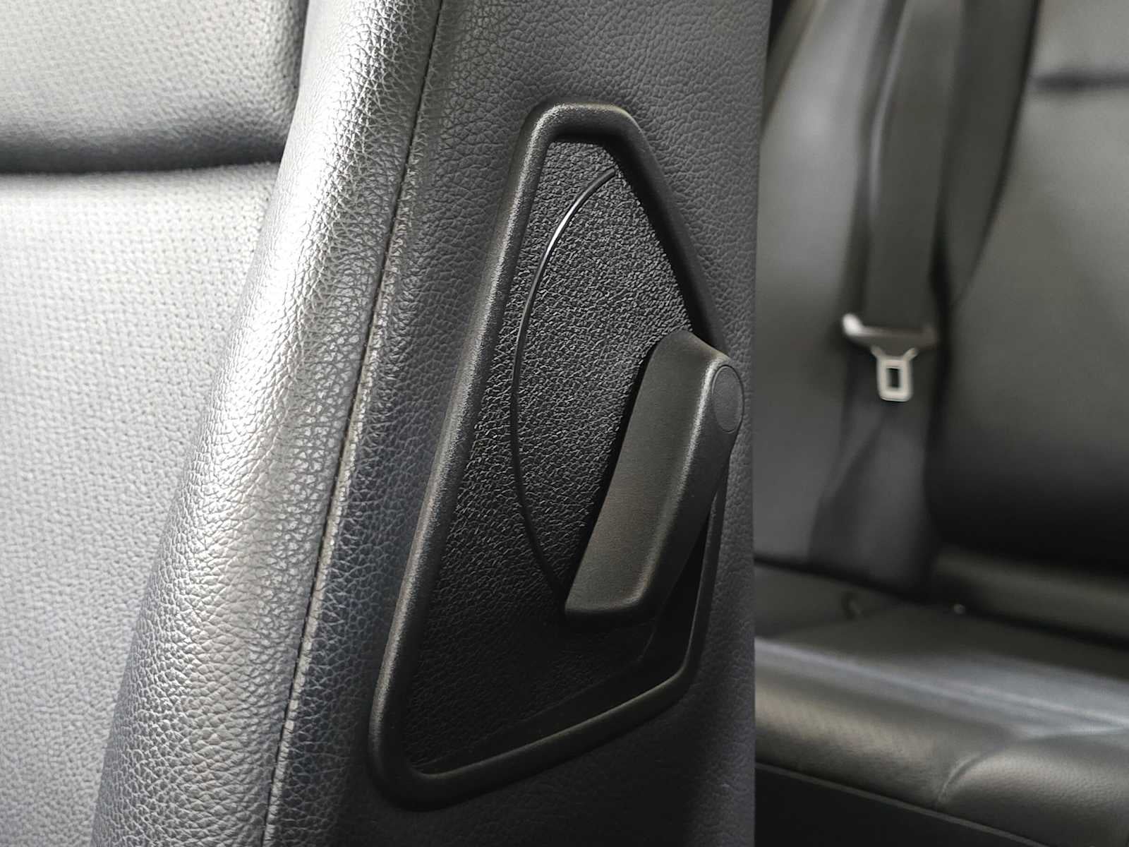 2013 Mercedes-Benz C 300 4dr Sdn 4MATIC®