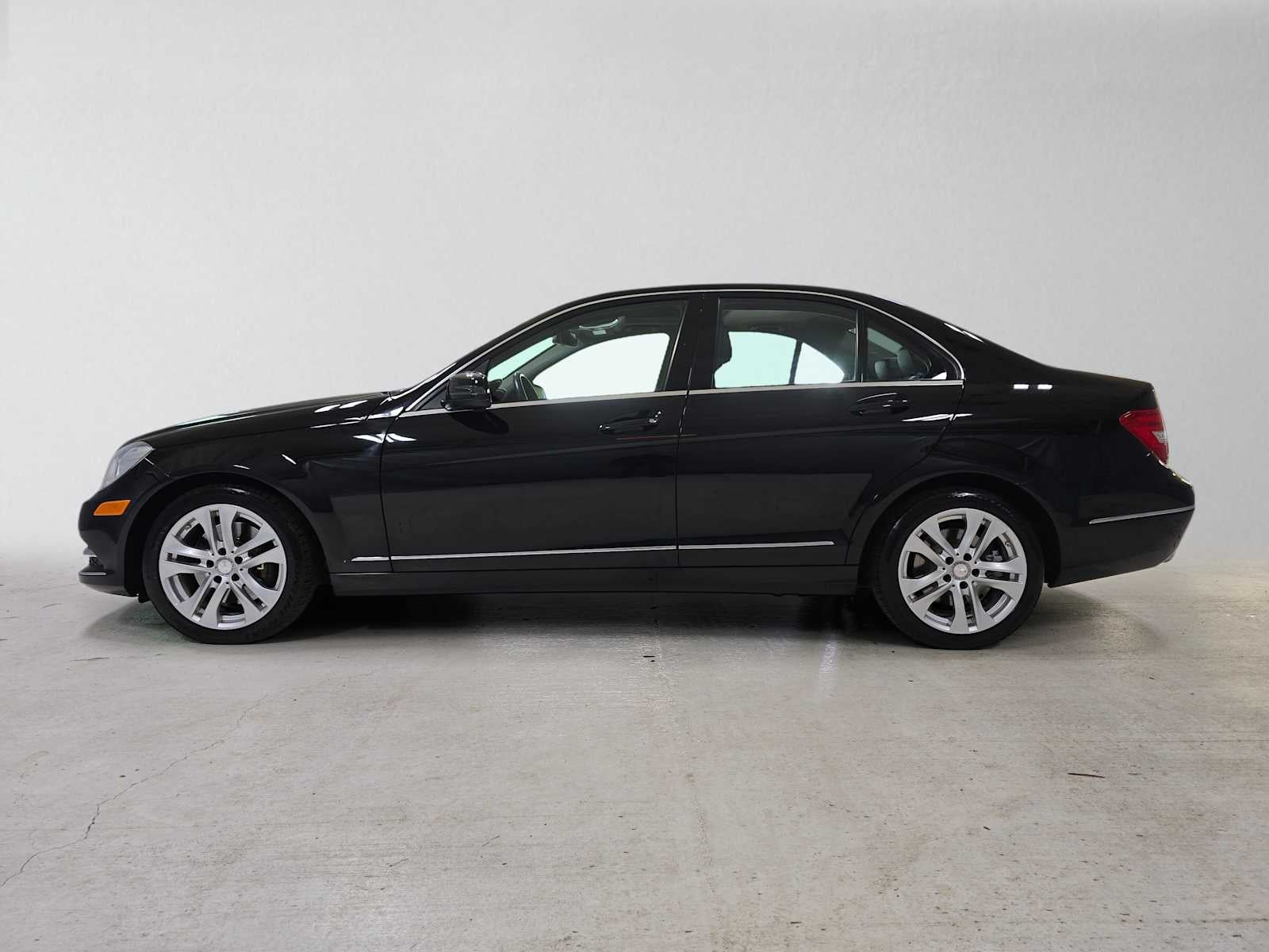 2013 Mercedes-Benz C 300 4dr Sdn 4MATIC®