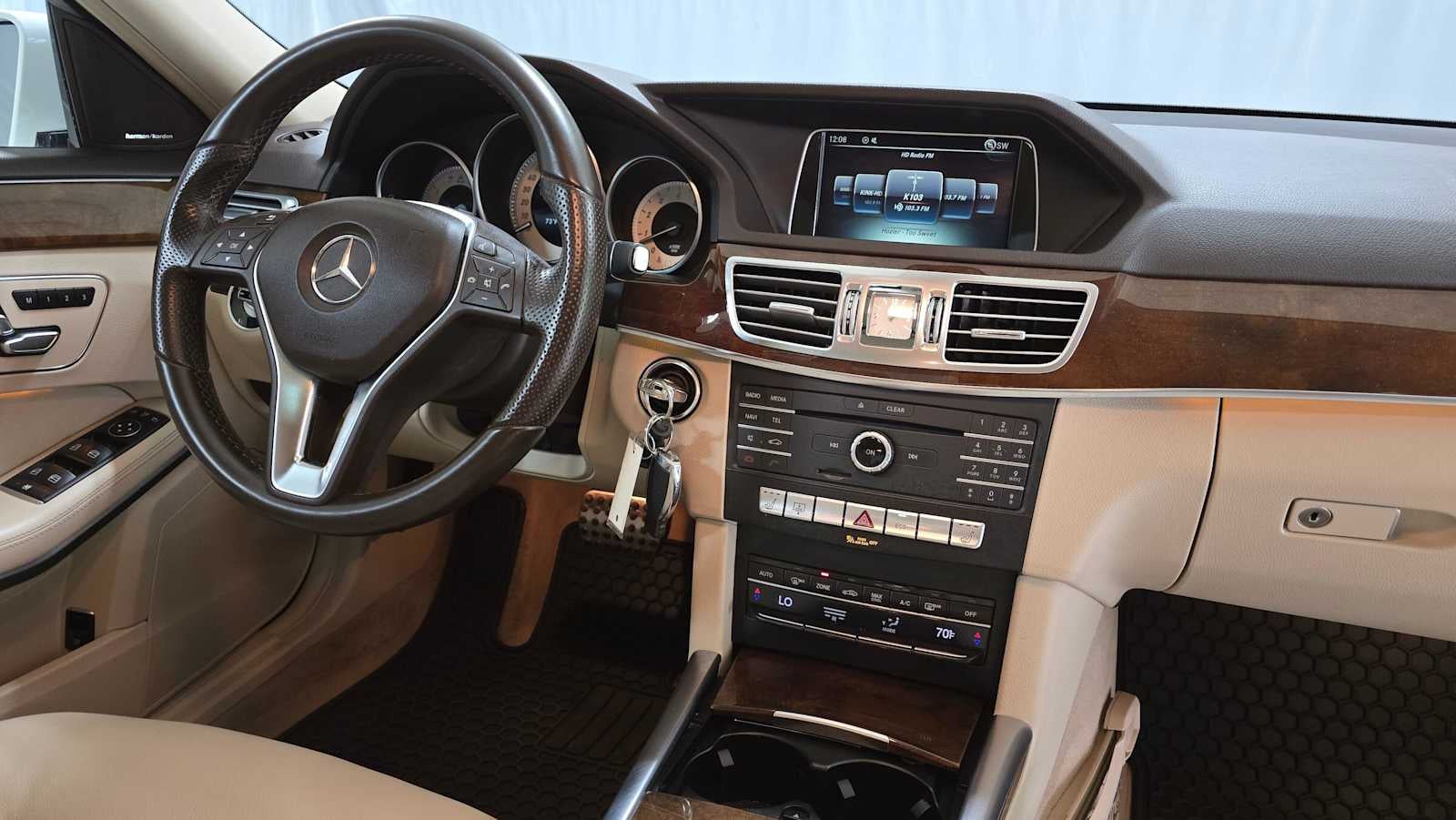 2016 Mercedes-Benz E 350 4dr Sdn RWD
