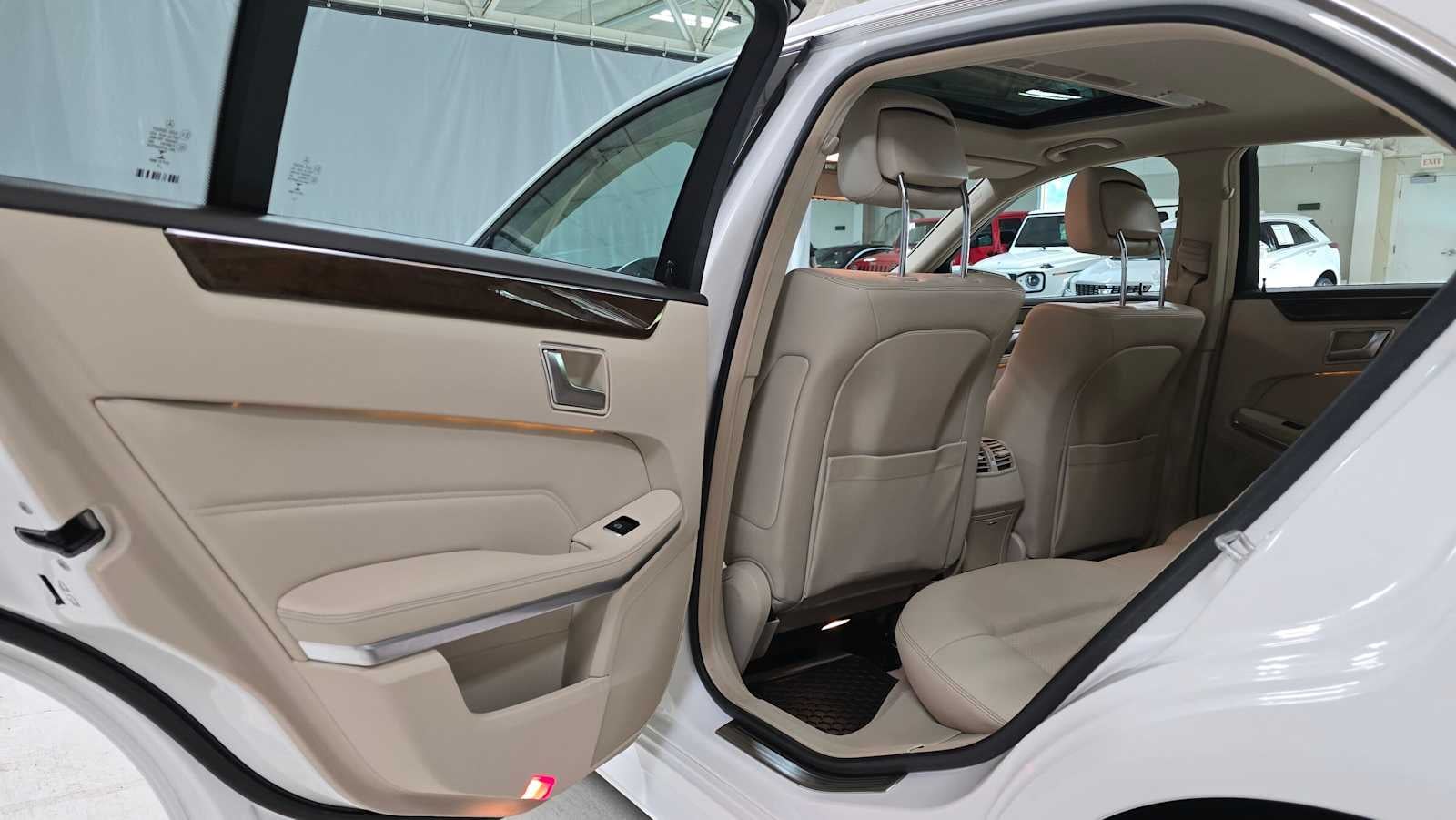 2016 Mercedes-Benz E 350 4dr Sdn RWD