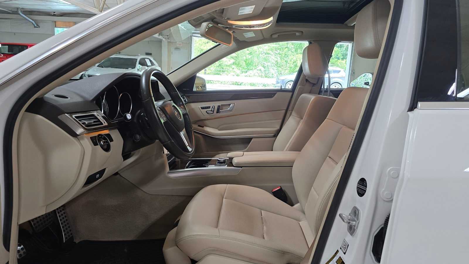 2016 Mercedes-Benz E 350 4dr Sdn RWD