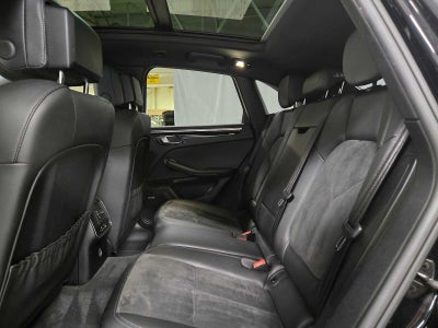 2019 Porsche Macan AWD