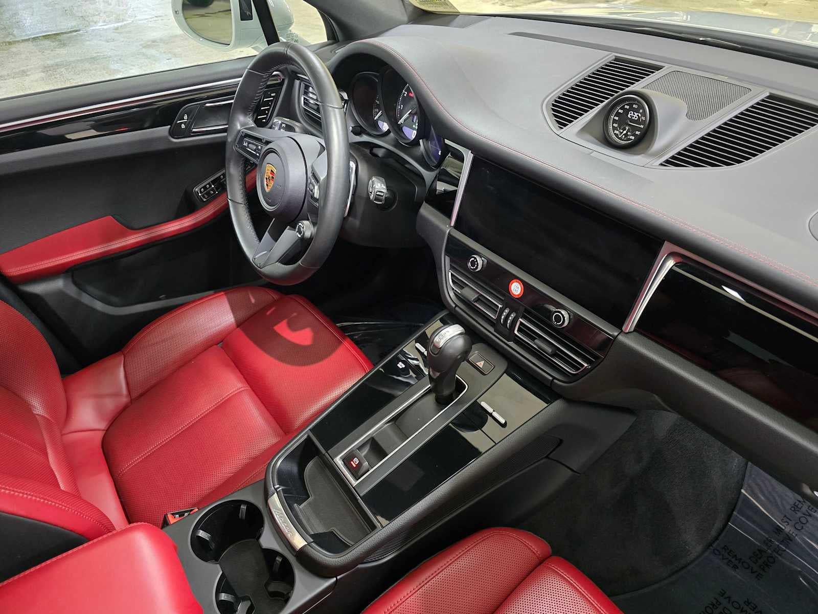 2024 Porsche Macan AWD