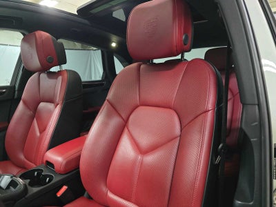 2024 Porsche Macan AWD