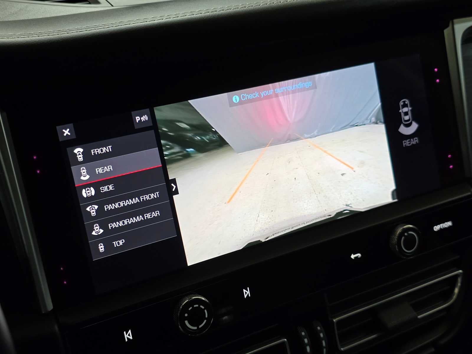 2024 Porsche Macan GTS