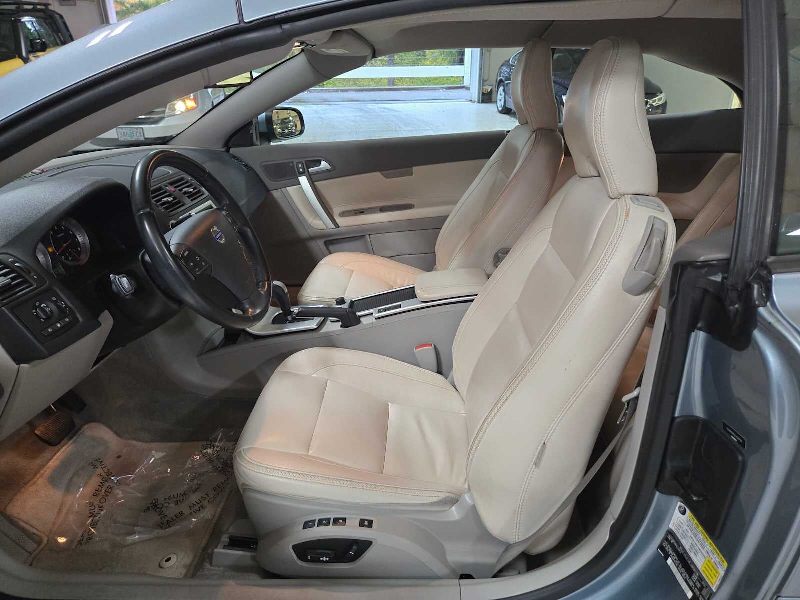 2012 Volvo C70 T5 Platinum
