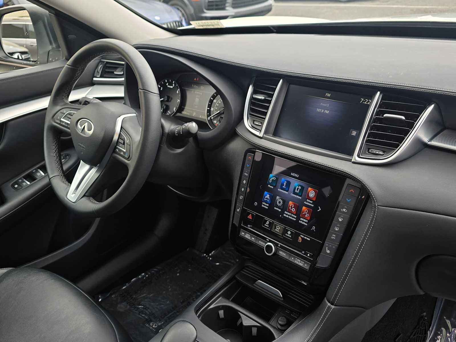 2021 INFINITI QX50 LUXE