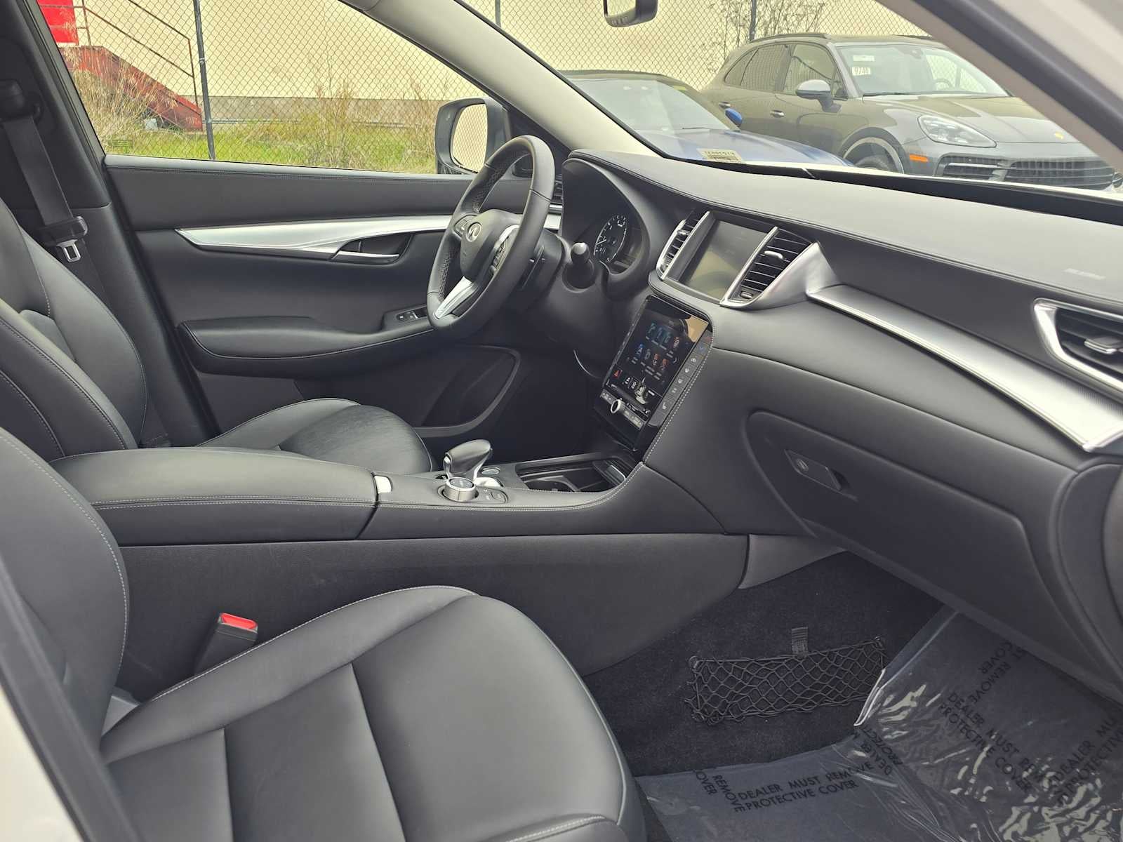 2021 INFINITI QX50 LUXE