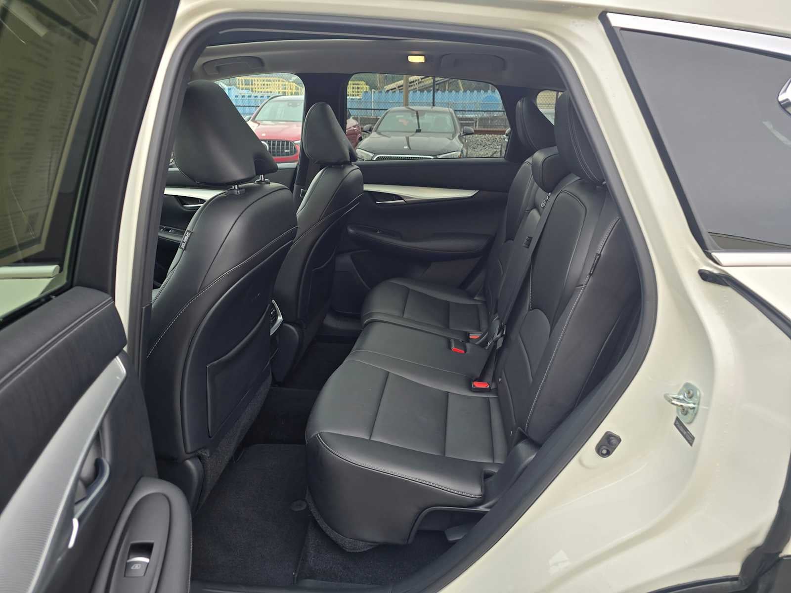 2021 INFINITI QX50 LUXE