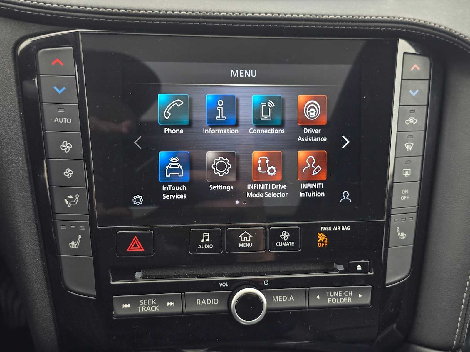 2021 INFINITI QX50 LUXE