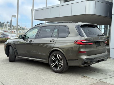 2025 BMW X7 M60i