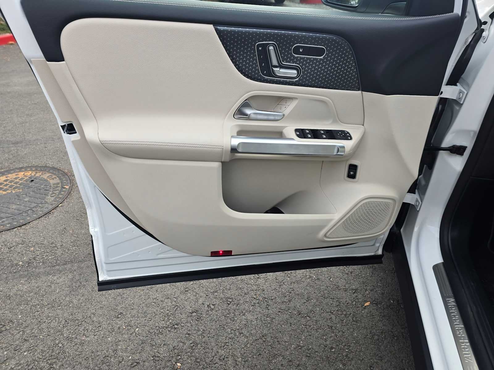 2025 Mercedes-Benz GLB GLB 250