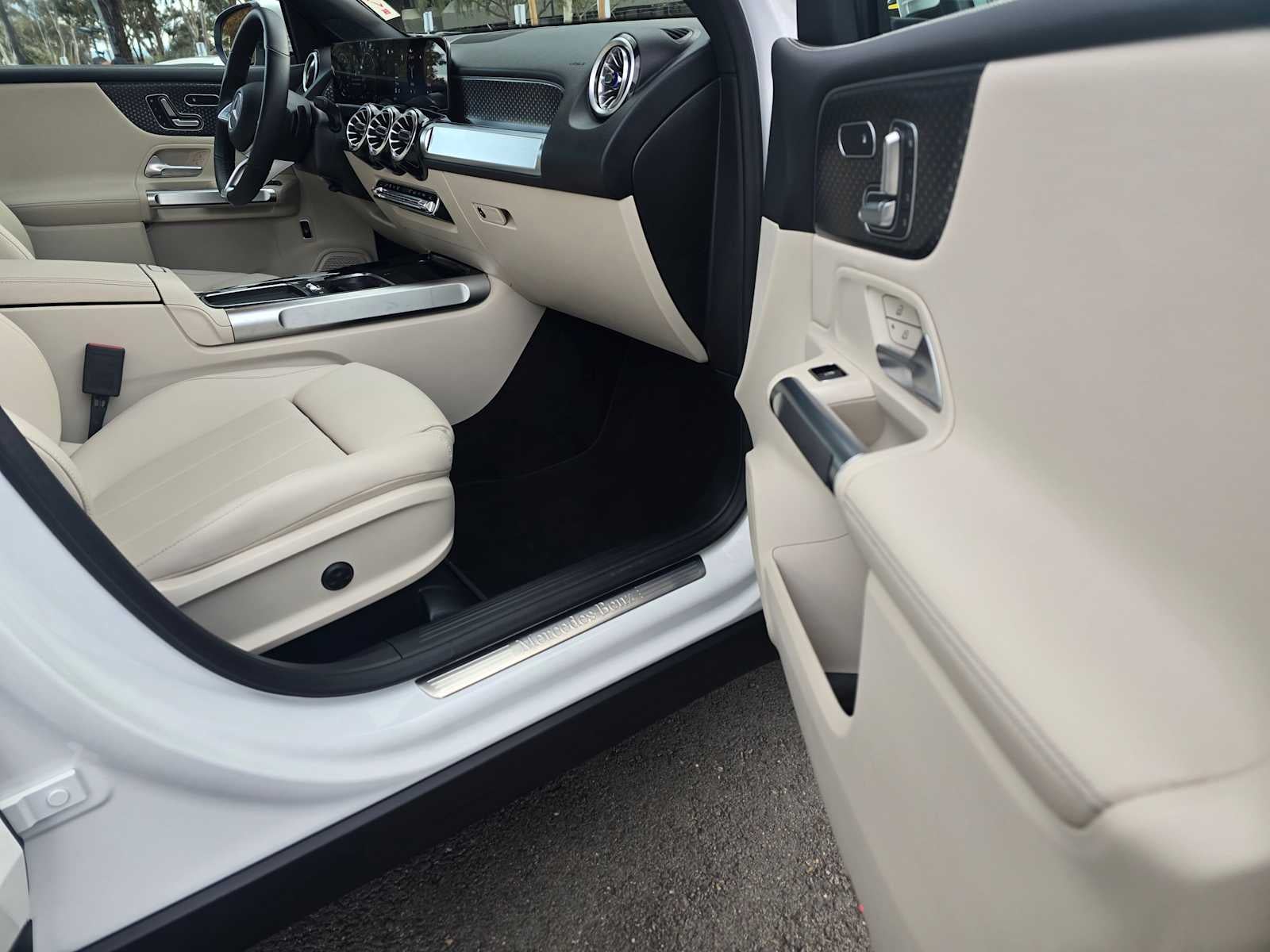 2025 Mercedes-Benz GLB GLB 250